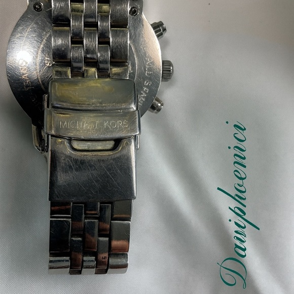 Michael Kors Silver Chronograph Watch - Picture 6 of 7